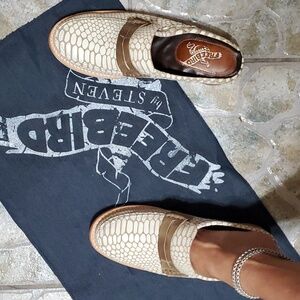 Freebird by Steven, size 6.  Ivory & Tan